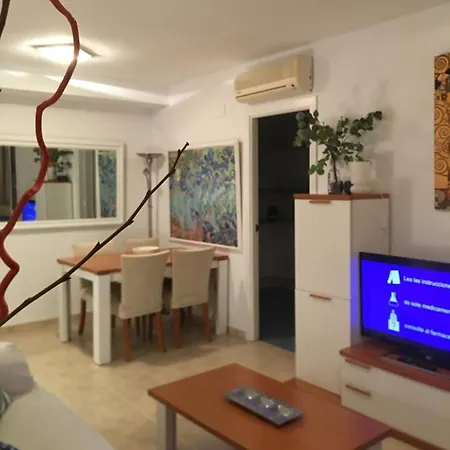 Apartamento En 1ª Linea De Playa En Edificio Terrazas I Impresionante *
