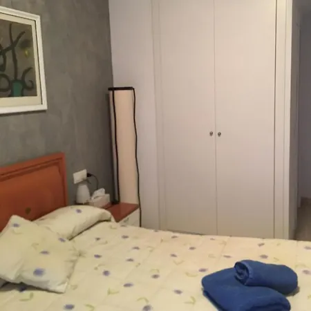 Apartamento En 1ª Linea De Playa En Edificio Terrazas I Impresionante *