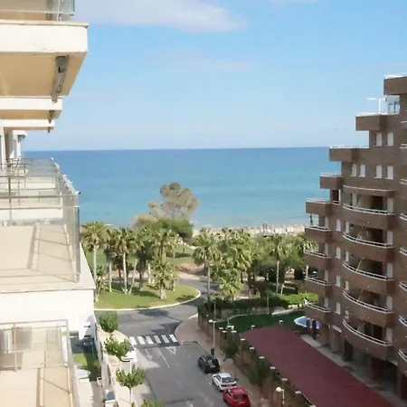 Apartamento En 1ª Linea De Playa En Edificio Terrazas I Impresionante דירה *